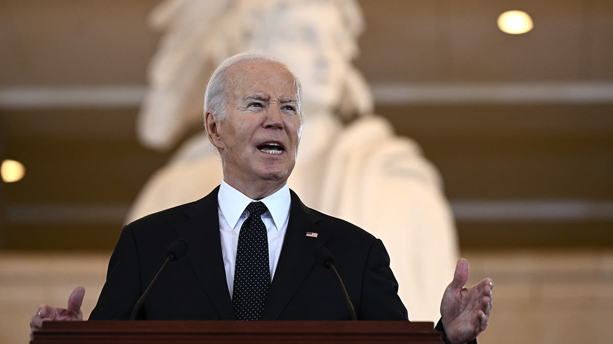 Biden condemns current antisemitism in Holocaust remembrance during college protests and Gaza war