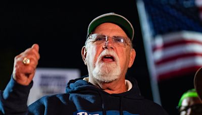 ‘They Can’t Survive Too Long’: The Union Leader Who Shut Down the Ports