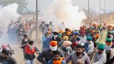 印度農民不滿政府新收購合約爆示威 與警衝突被噴催淚瓦斯和水砲