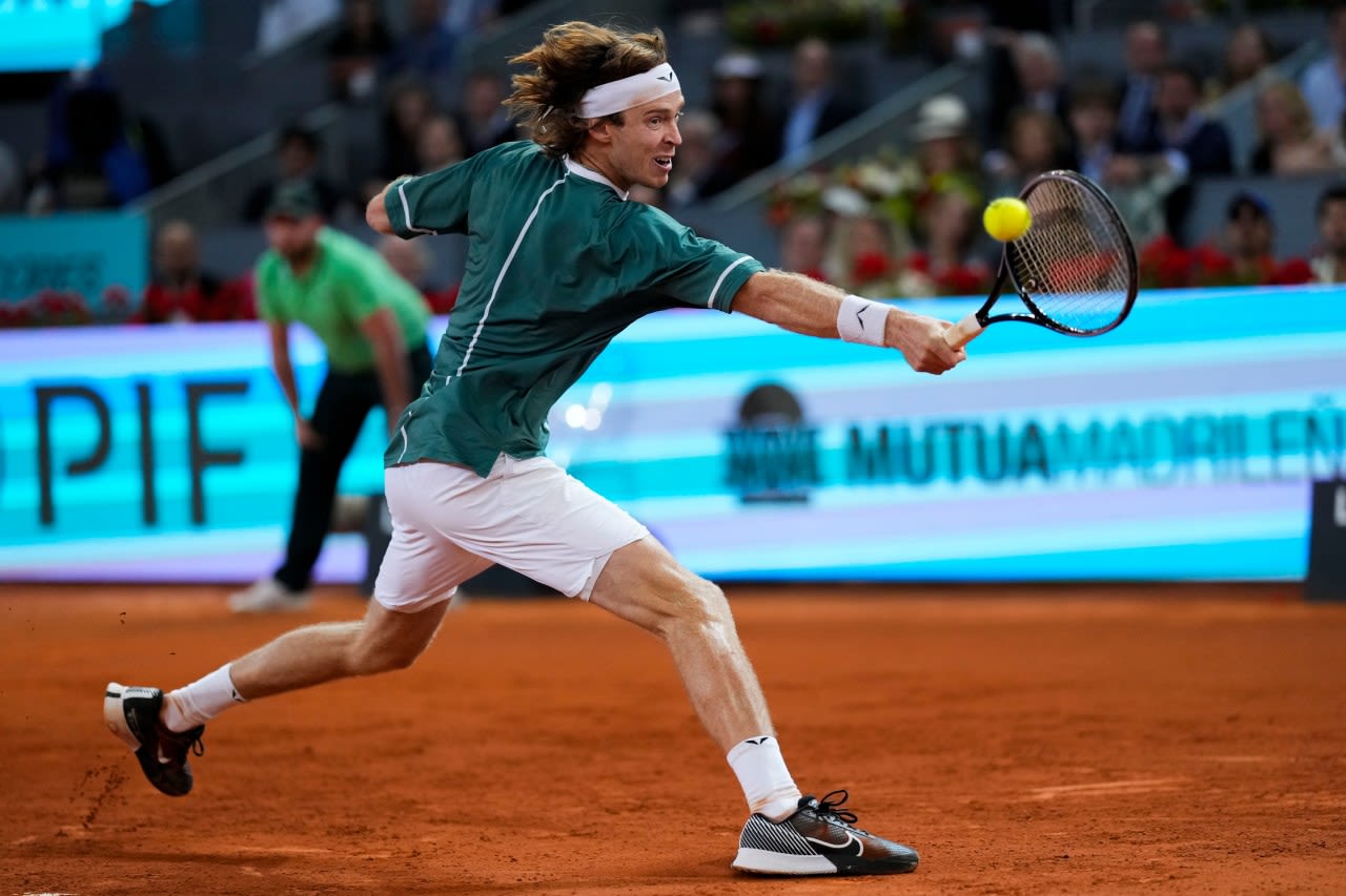 Rublev wins Madrid Open for the 1st time after rallying to beat Auger-Aliassime
