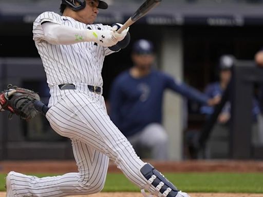 Yankees hit five home runs to rout the Rays