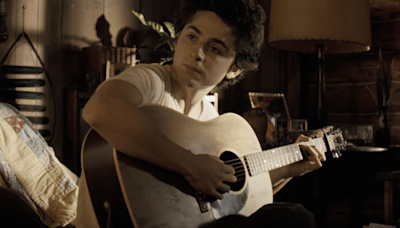 ‘A Complete Unknown’ Trailer: Timothée Chalamet Transforms Into Bob Dylan and Sings ‘A Hard Rain’s A-Gonna Fall’