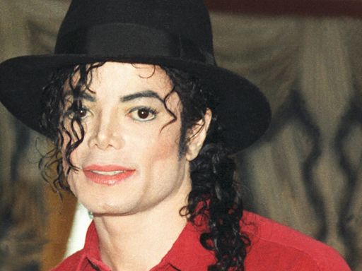 So Far, Michael Jackson Has Sold Over 500,000 Albums in 2024 (Just Behind the Beatles) - Showbiz411