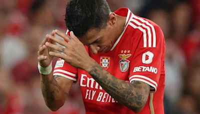 Del casi gol olímpico a la dura patada que asustó a todos: el partido de Di María en la derrota del Benfica por la Champions