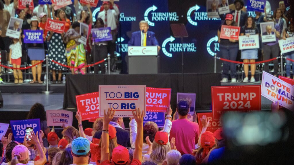 In first rally since being convicted, Donald Trump rails against immigration in Phoenix