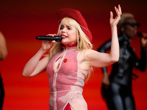 Paloma Faith hits out at 'appalling' criticism of female Glastonbury headliners