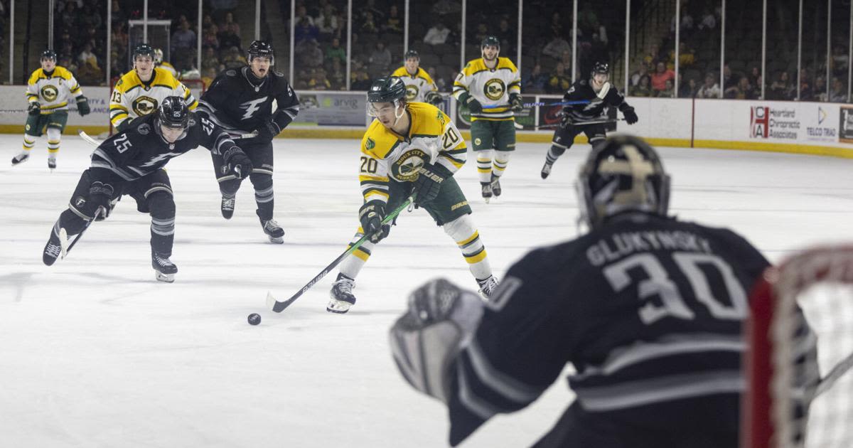 USHL playoffs: Musketeers takes 2-1 lead over Fargo in Western finals