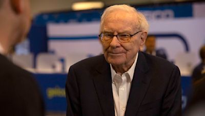 Buffett says Berkshire sold its entire Paramount stake: 'We lost quite a bit of money'