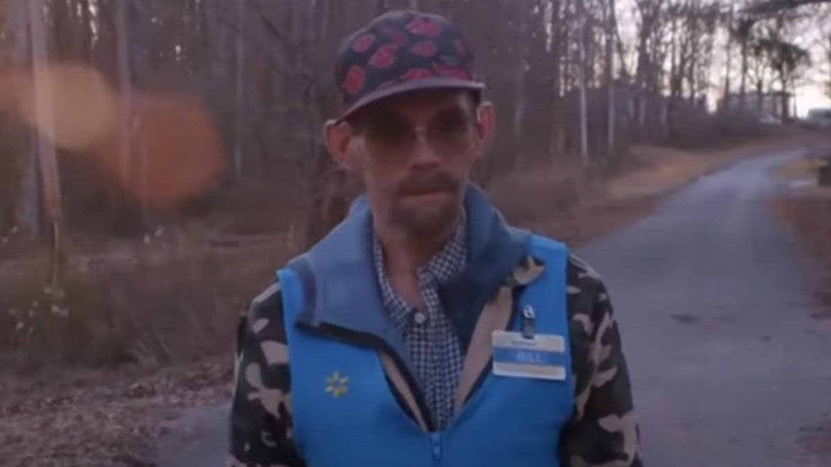 Blind Man Walked 5 Miles To Work Every Day — Until His Community Stepped In