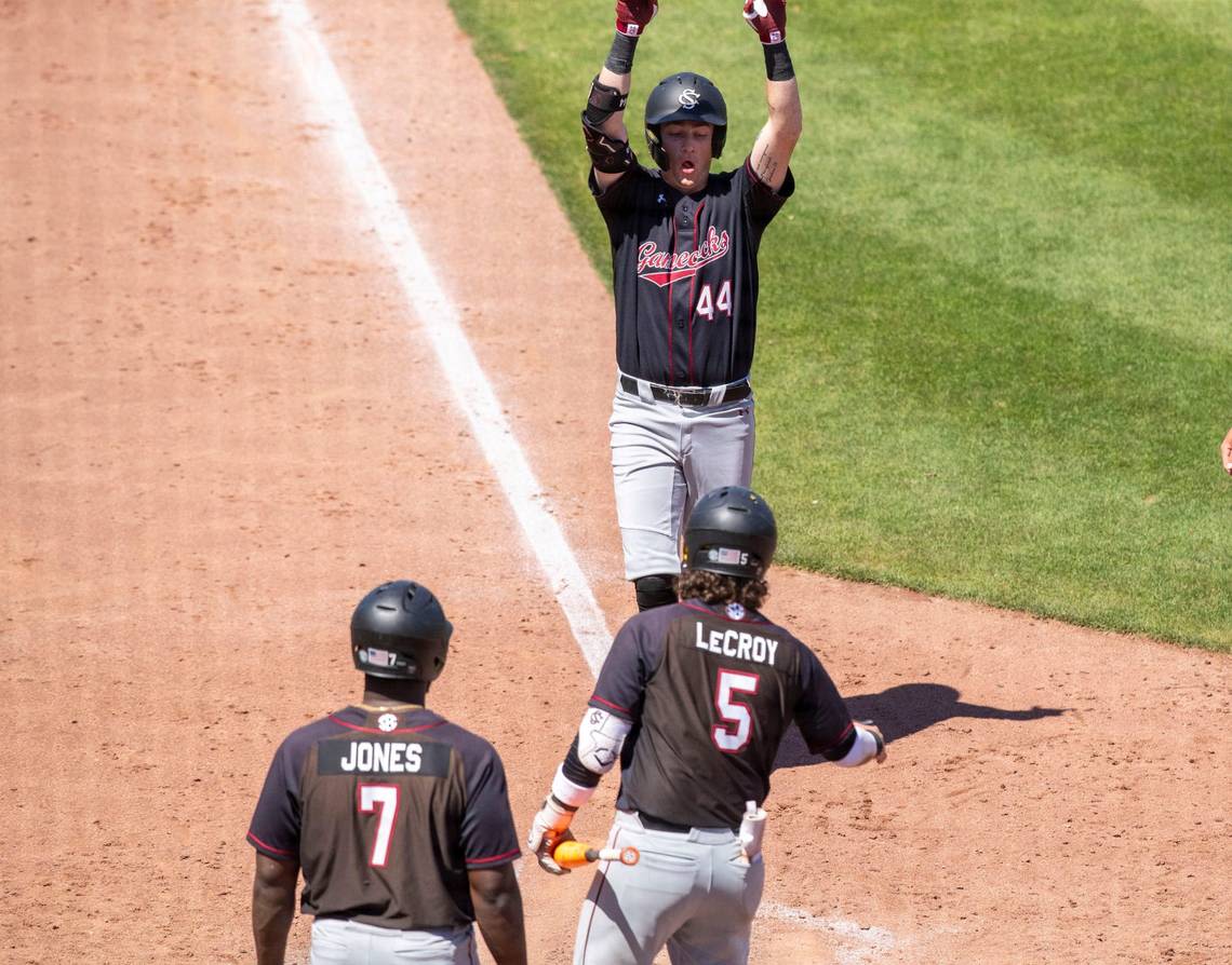 How South Carolina bats fueled Gamecocks to win over Alabama in SEC Tournament opener