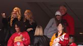 Taylor Swift attends Chiefs-Patriots game with her dad