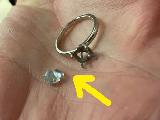 This Jeweler Says Your "Trendy" Engagement Ring Might Not Stand The Test Of Time — Here Are The Styles She's Warning...