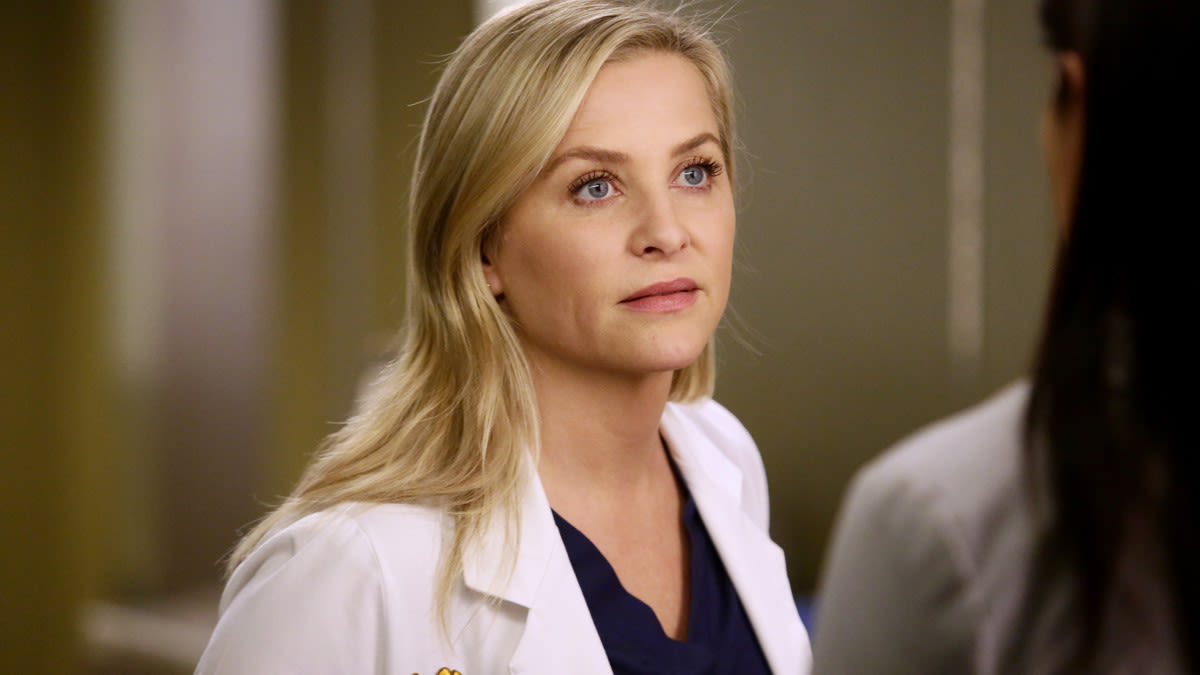 'Grey's Anatomy' Alum Jessica Capshaw Makes a Bold Confession to Past Costar