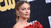 El bálsamo labial con color de Margot Robbie, la estrella de “Barbie”, hidrata, nutre y es económico