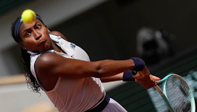 French Open 2024 live updates: Coco Gauff, Iga Swiatek square off in semifinal matchup at Roland Garros