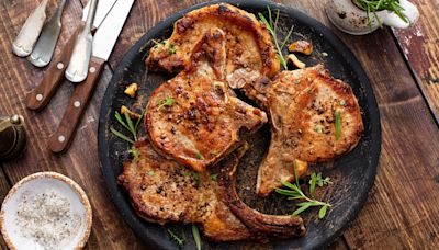 The 2-Step Cooking Method To Prevent Dry Pork Chops