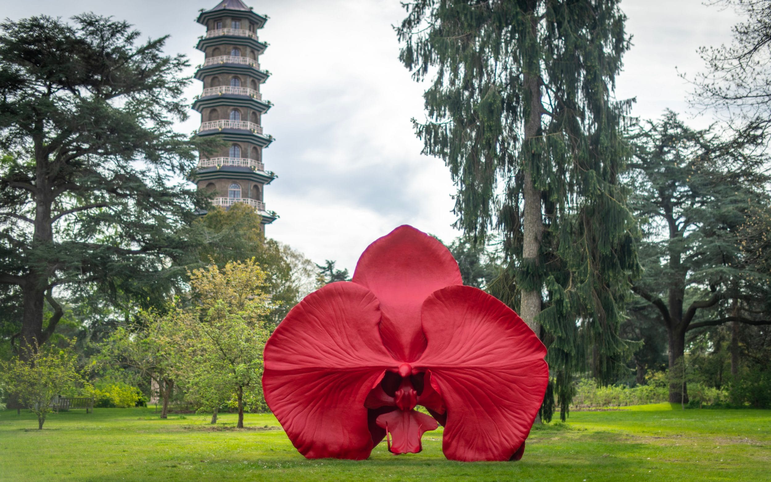 Marc Quinn: Light into Life, Kew Gardens: an alfresco treasure-hunt of sculptural delights