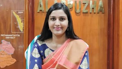 Meet IAS Renu Raj, Who Left Medical Career To Crack UPSC Exam In 1st Attempt