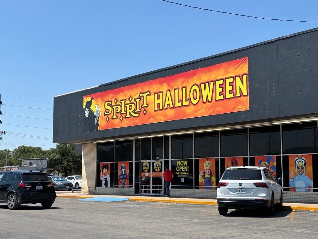 Spirit Halloween brings in the spooky season, open now