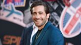 Jake Gyllenhaal & Kelly Clarkson Duet on ‘Mr. Brightside’ in Hilarious Game of ‘Sing That Name That Tune’