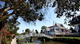 Venice canals attack victim reportedly removed from life support