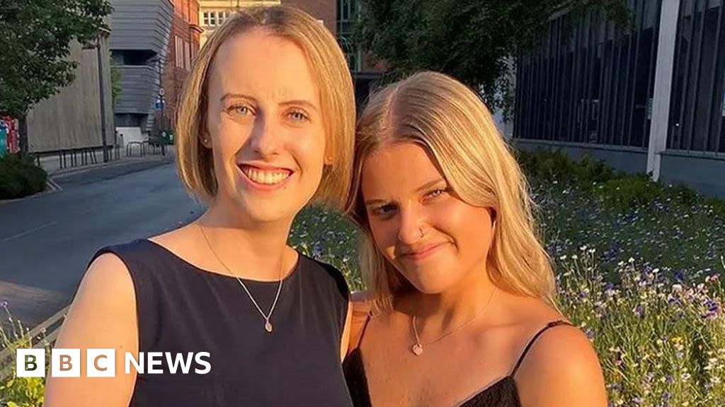 Laura Nuttall's sister to launch podcast about sibling loss