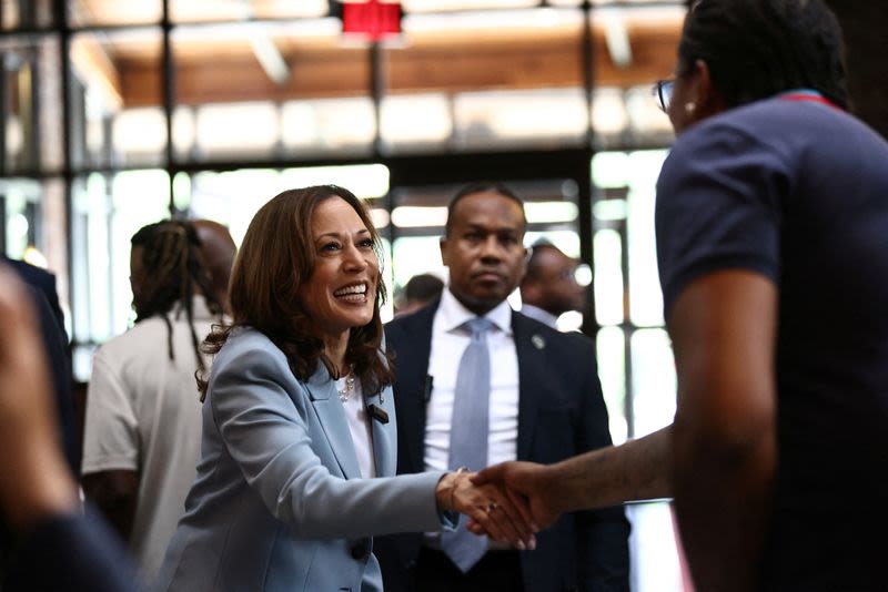 Harris gaining ground on Trump in 6 of 7 swing states, Bloomberg poll shows