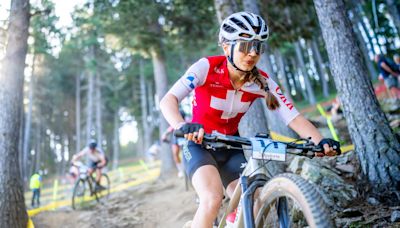 Muere ciclista suiza tras accidente en Campeonato de ruta en Zúrich; tenía 18 años