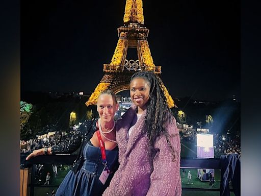 Jennifer Hudson, Sarah Jessica Parker have mini 'Sex and the City' reunion in Paris