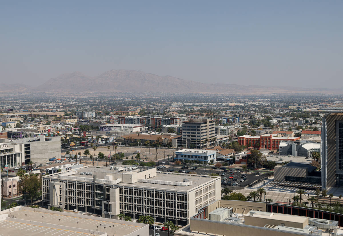 Las Vegas sees smoke, ash from Southern California fires