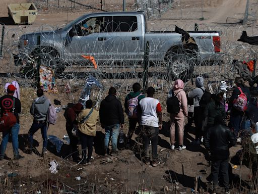 Congresistas demócratas urgen a Biden tomar medidas ejecutivas en la frontera sur de EEUU