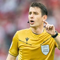 Who is the referee for Netherlands vs England?