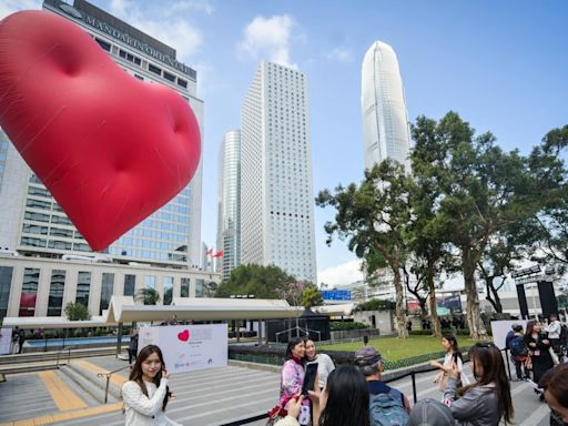 陳國基說擴展個人遊為港帶來更大人氣和財氣 - RTHK