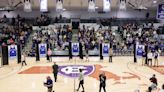 Holy Cross retires jerseys of 5 women's basketball legends in splendid ceremonies