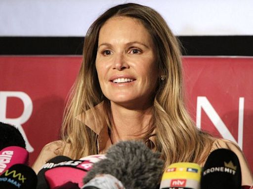 Elle MacPherson se livre au sujet de son combat contre l’alcoolisme