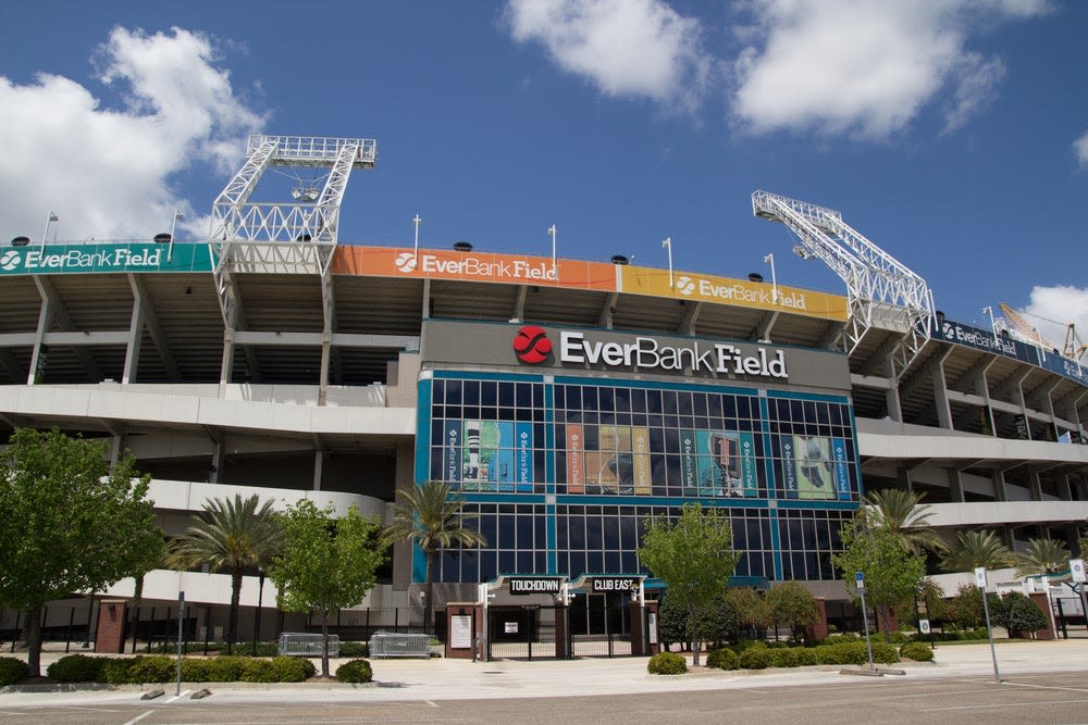 EverBank and the Jacksonville Jaguars agree stadium naming-rights extension