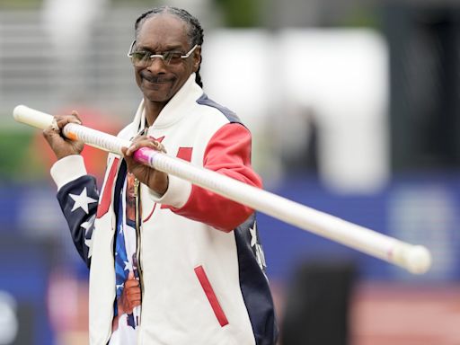 Snoop Dogg aims to inspire global audience at Paris Olympics as torch bearer before opening ceremony