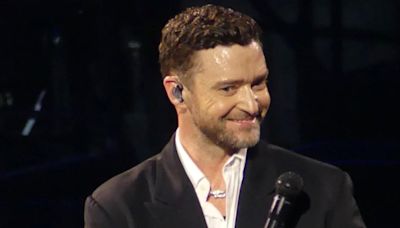 Justin Timberlake carefree at New York City concert after DWI arrest