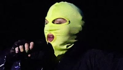 Glamorous pop icon looks exactly like Jim Carrey in The Mask for some reason