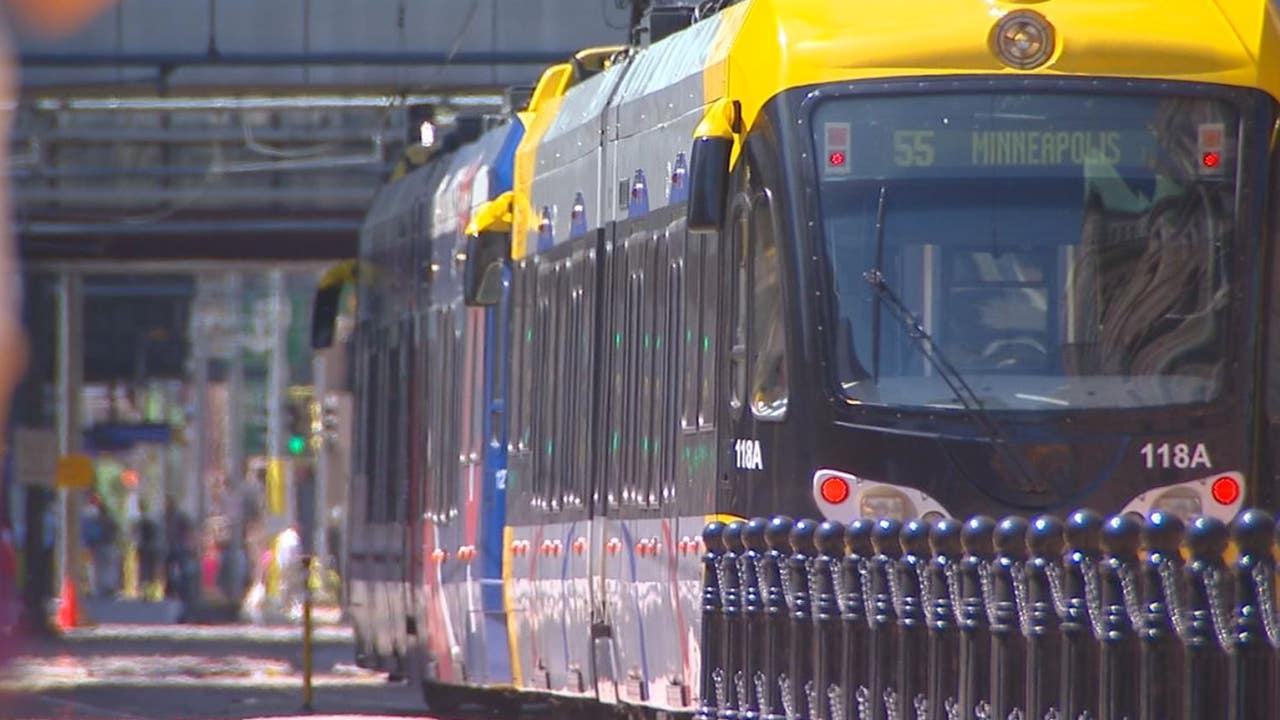 Metro Blue Line closed for maintenance, buses replace route