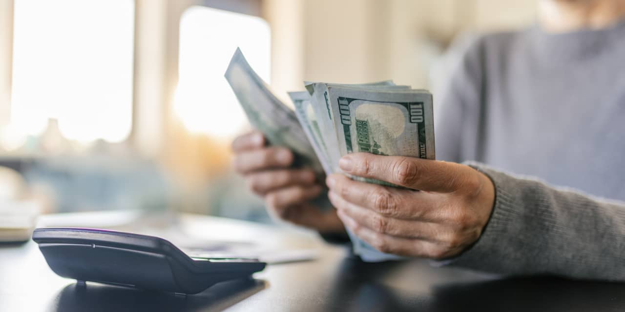 2 places you can earn $5,000 just for opening an account — and 8 more of the biggest bank and investment account sign-up bonuses for May 2024