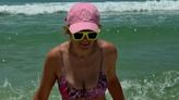 Jamie Lynn Spears enjoys family beach day amid feud with Britney