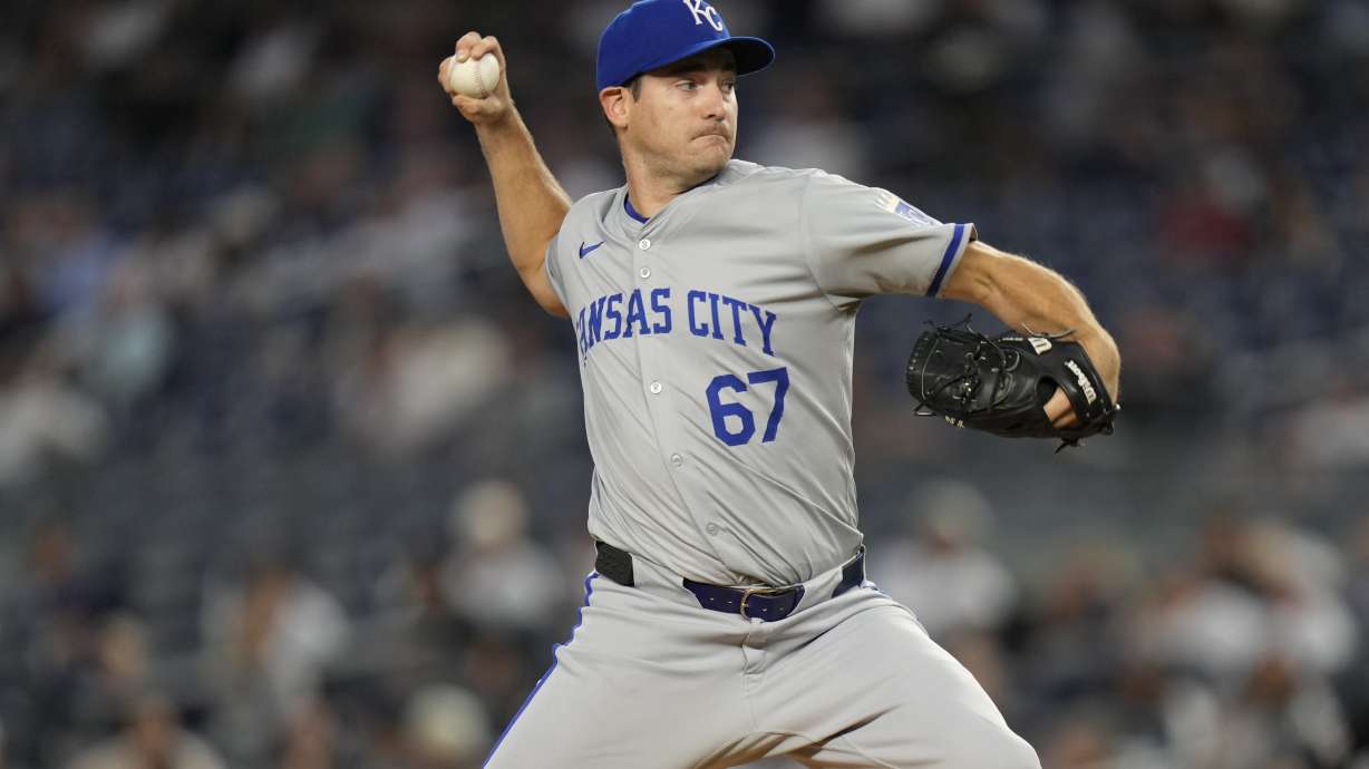 Seth Lugo dominates the Yankees for his 16th victory as the Royals win 5-0