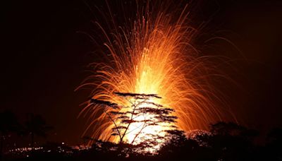 Kilauea, active Hawaiian volcano, could erupt like a 'stomp-rocket toy,' new study suggests