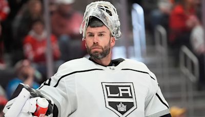 Cam Talbot finds 'right fit' with Red Wings, eager for competition in net