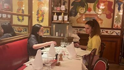 Ana Gabriela Guevara es captada en un lujoso restaurante de París