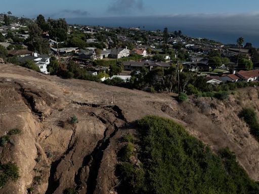 Portuguese Bend: A natural disaster that’s literally ripping a community apart | CNN