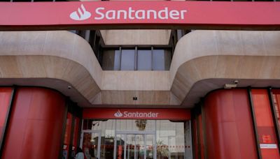 Santander Brasil's net profit up 44% in Q2, beating forecasts