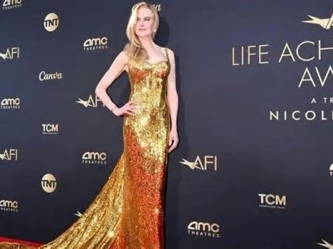 Elegante y brillando como nunca, así apareció Nicole Kidman en su gala tributo
