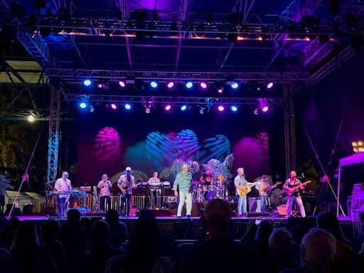 Surf rock fans produce a sellout of The Beach Boys show at California State Fair
